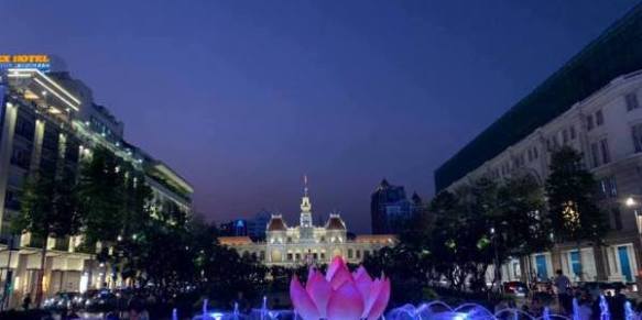 #Friday Fictioneers #100 words