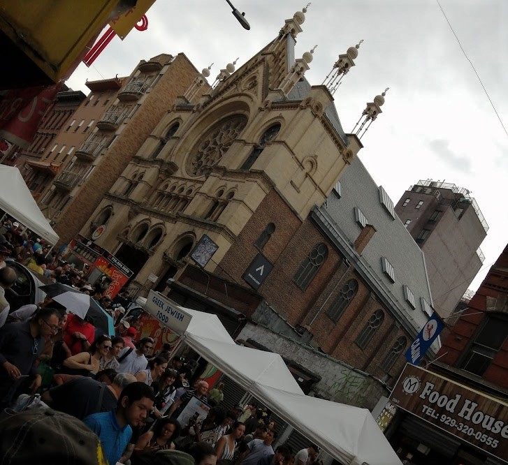 #fridayfictioneers #flashfiction #rochellewisofffields